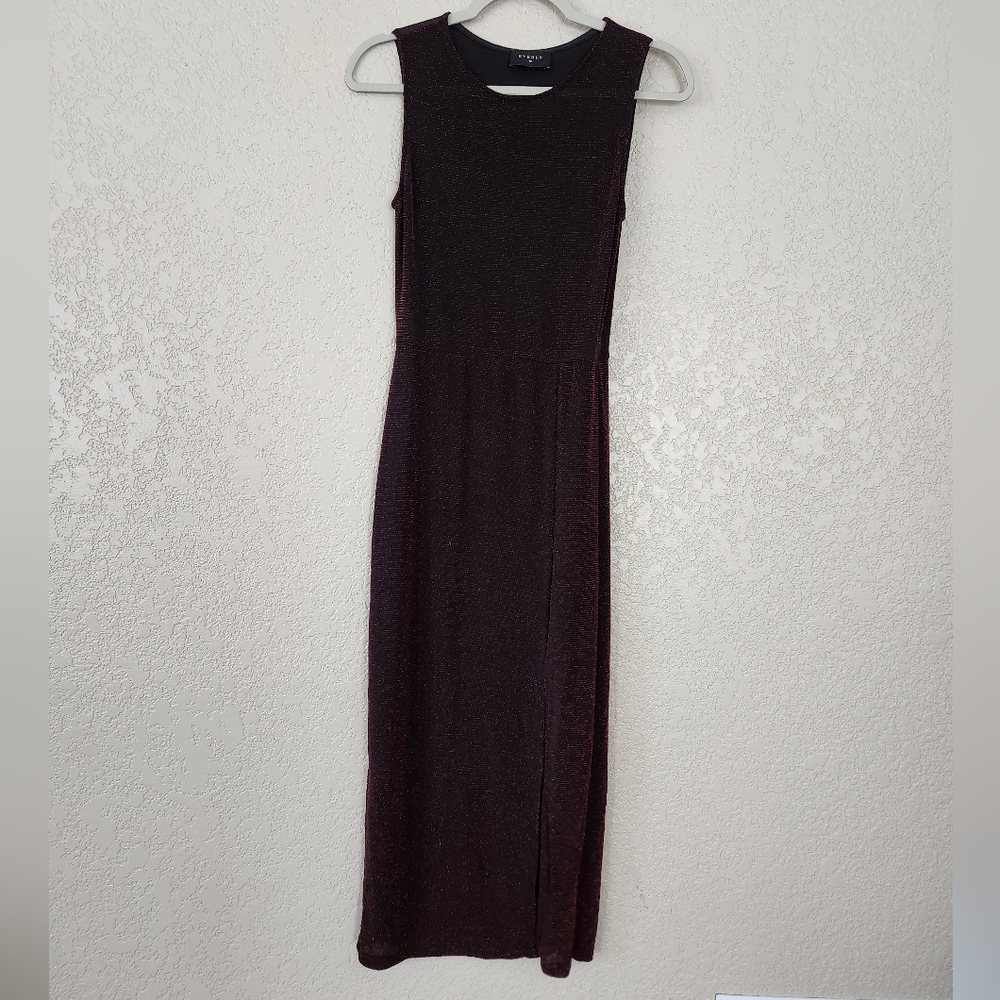 Everly Black with Red Shimmer Dress Size M